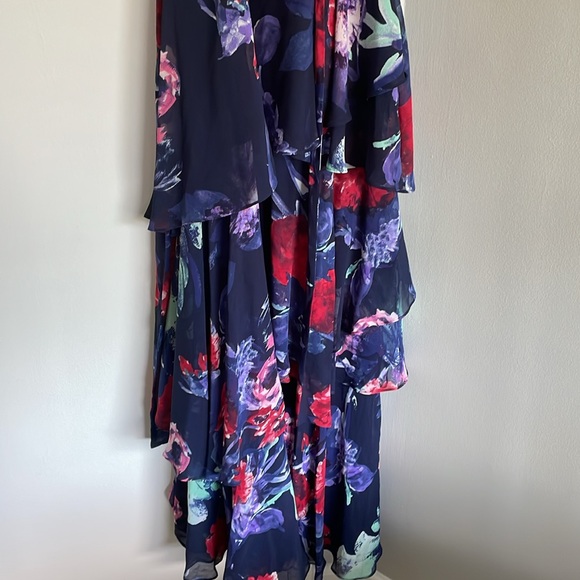 Tahari Chiffon Floral Maxi Dress - Picture 4 of 6